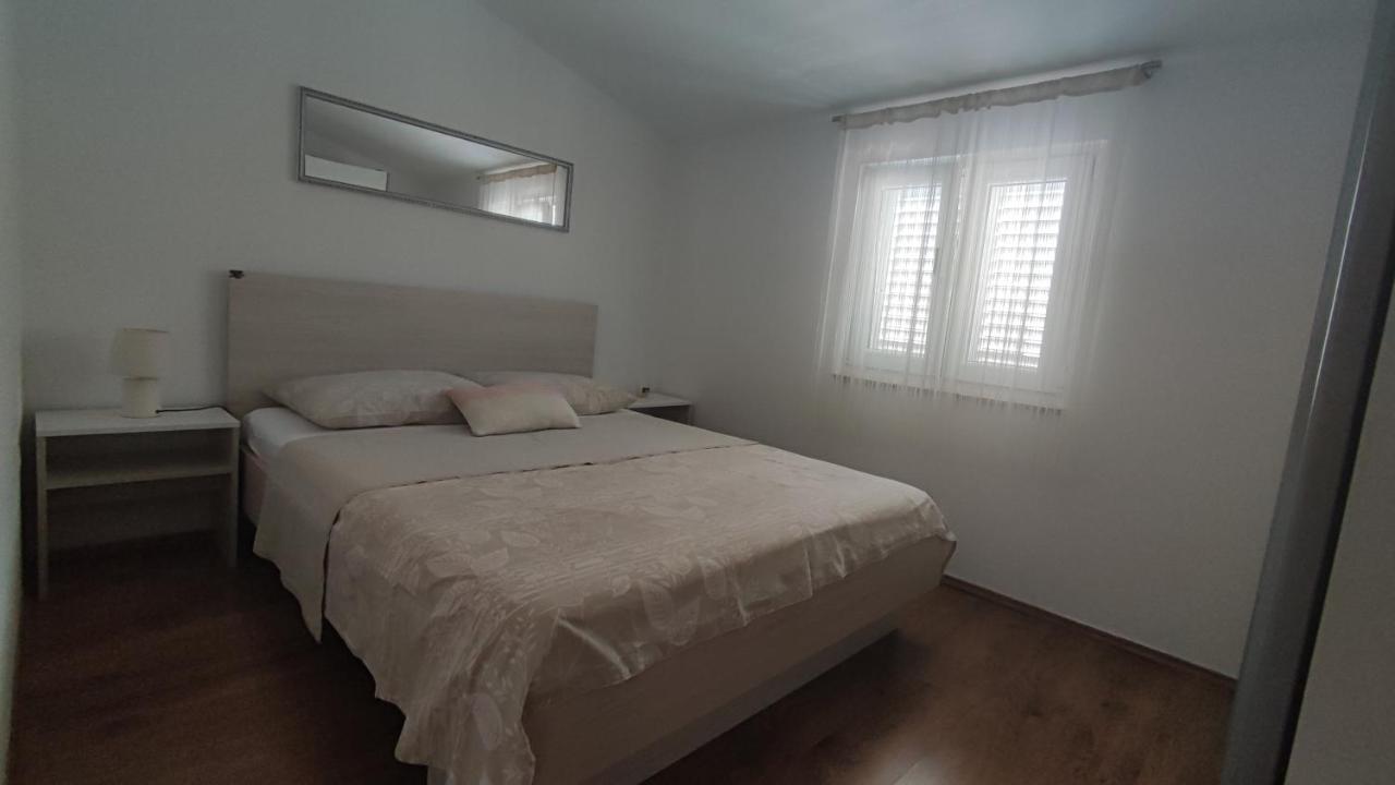 Apartments Ankora Vir Δωμάτιο φωτογραφία