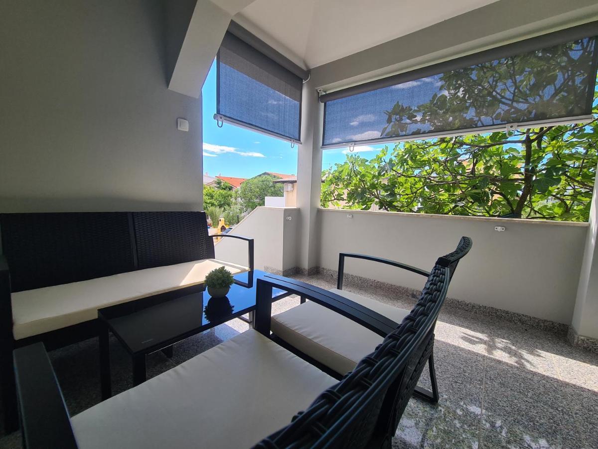 Apartments Ankora Vir Εξωτερικό φωτογραφία